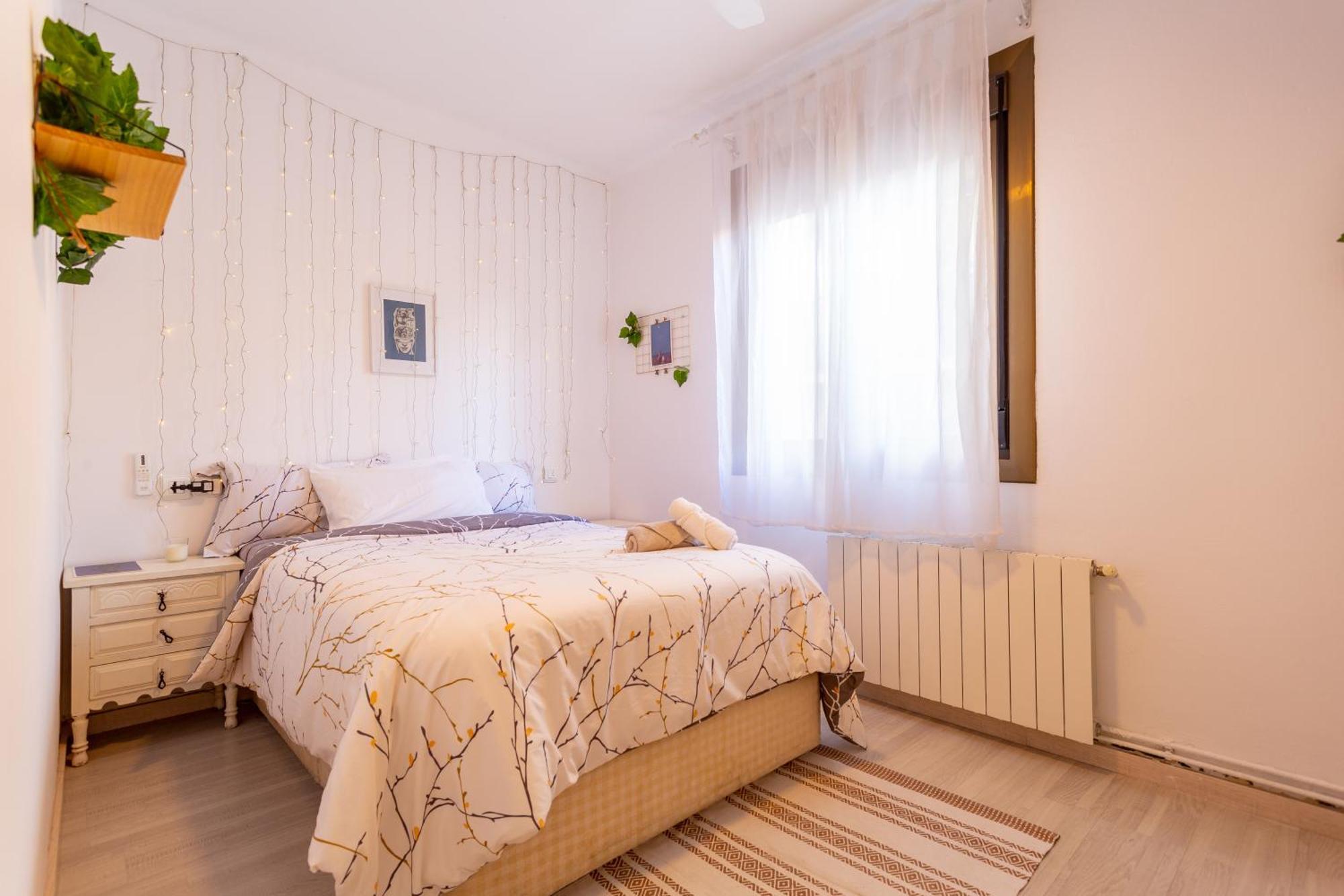 Cosy Apartment. 10Min Walk To The Beach & Train 塔拉戈纳 外观 照片